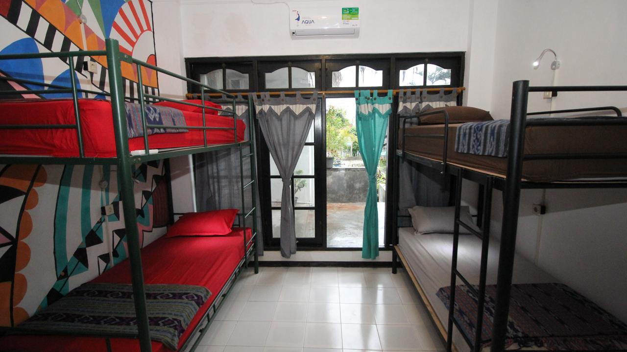 Chambre Familiale avec Salle de Bains Commune